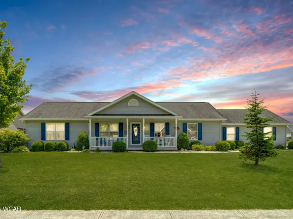 1826 Cinnamon Dr, Wapakoneta, OH 45895