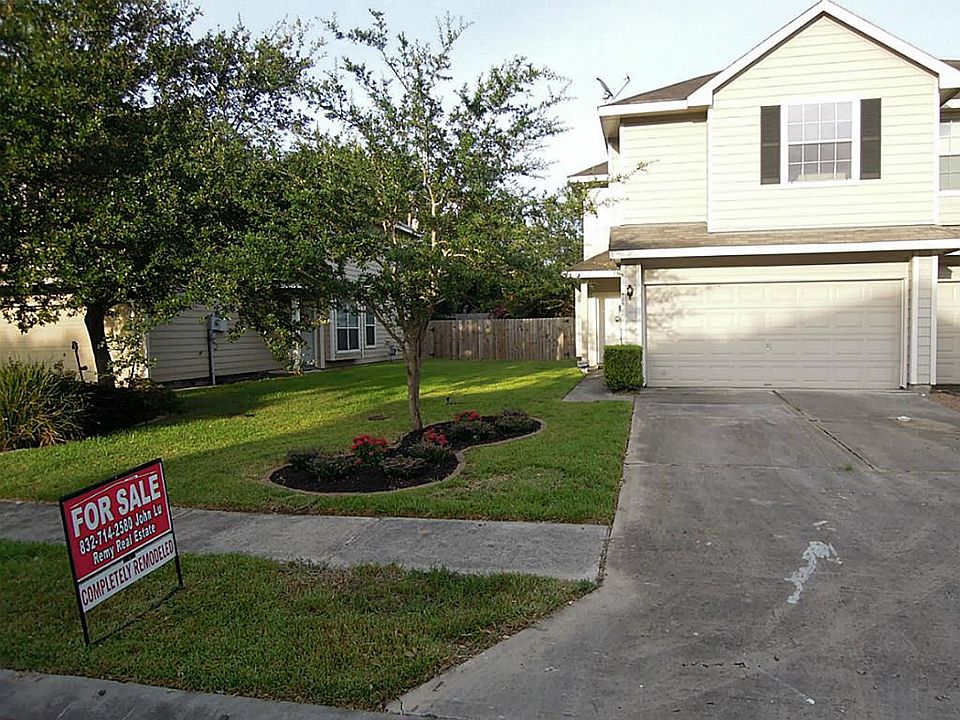 1st image of 406 Folk Crest Ln