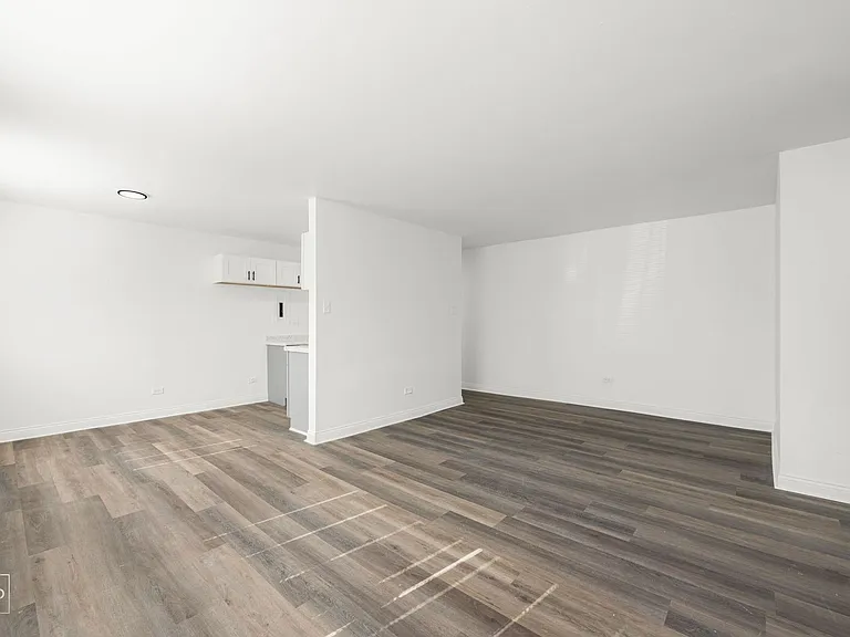 8342-8350 S Ellis Ave Chicago, IL 60619 — Photo 4