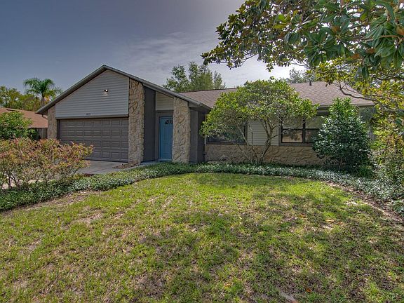 2nd image of 8533 Sunlit Ln
