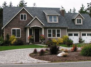 1666 Penn Cove Rd, Oak Harbor, WA 98277