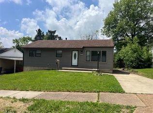 1136 Highmont Dr, Saint Louis, MO 63135