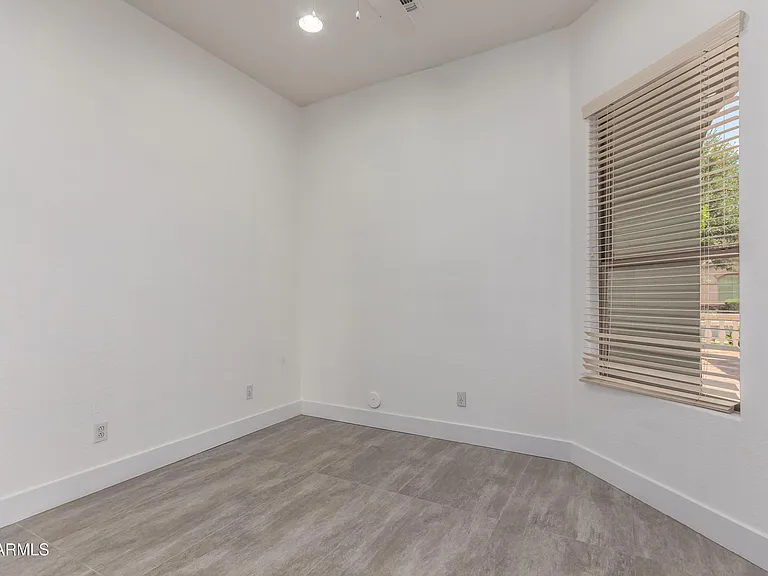 4711 E Buckboard Ct — Photo 30