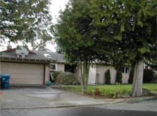 709 Wynwood Dr, Kent, WA 98030