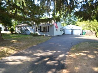 18 Seneca St, Webster, NY 14580