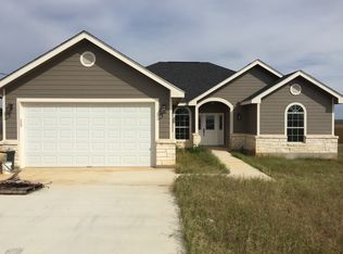 135 Bluebonnet Hill, Pearsall, TX 78061