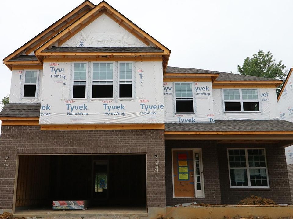 1st image of 7073 Valleycrest Dr #28