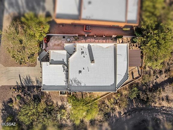 3rd image of 5581 W Lone Star Dr