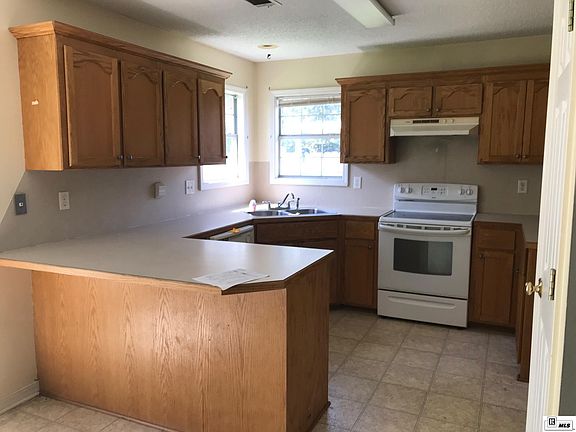 4th image of 424 W Heights Dr