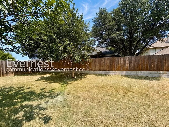 7912 Boylston Dr — Photo 24