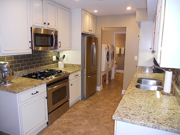 5th image of 1775 Ennis Ln #B