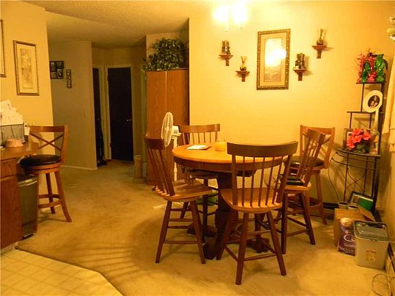 5th image of 2215/2217 Canyon Dr