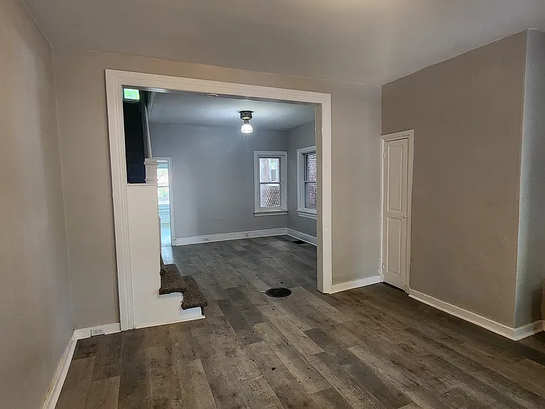 261 Beech St — Photo 5