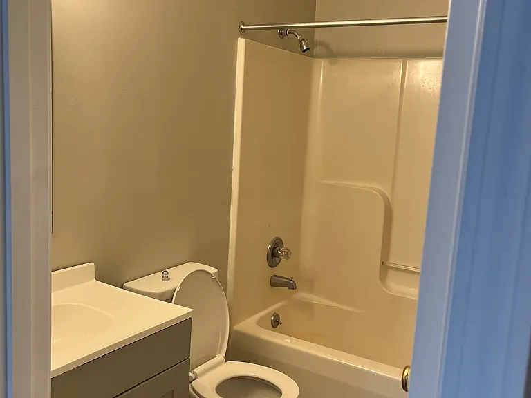 313 Lois Ln #1 — Photo 6