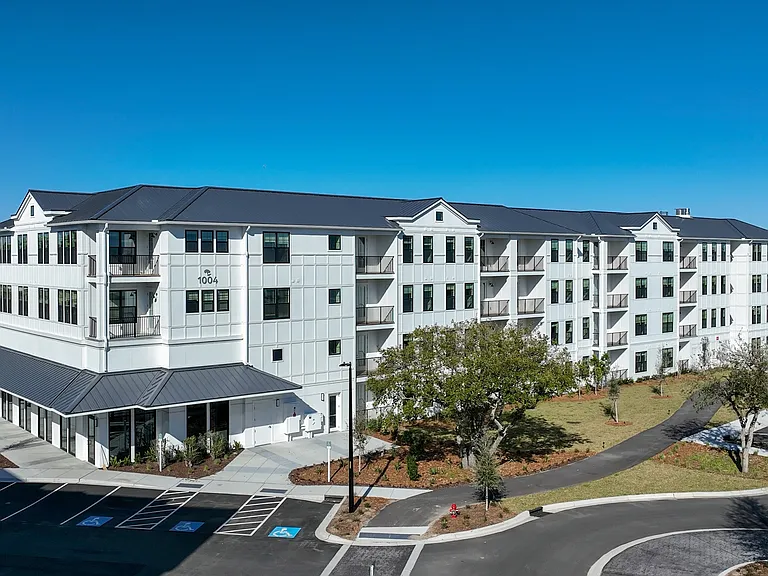 Proximity Carolina Beach — Photo 16
