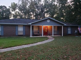 499 Boboshilly Cir, Creola, AL 36525