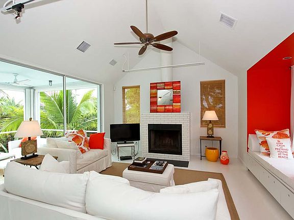 5th image of 1308 Lake Dr