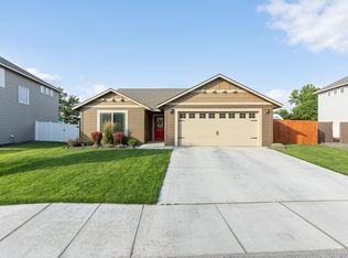629 E 35th Ave, Kennewick, WA