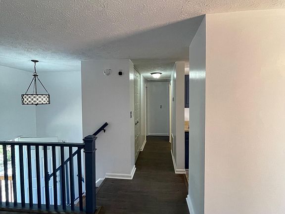 5th image of 1637 River Crest Dr
