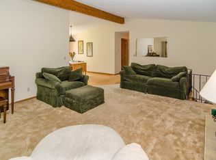 4732 99th St W, Bloomington, MN 55437