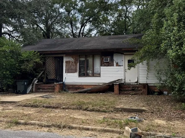 605 Collier St, Dothan, AL 36301