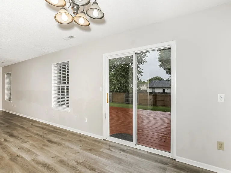 17814 Gasparilla Ct — Photo 8