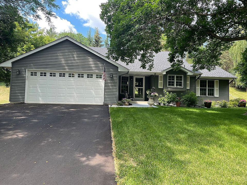 2nd image of 8114 Dakota Ln