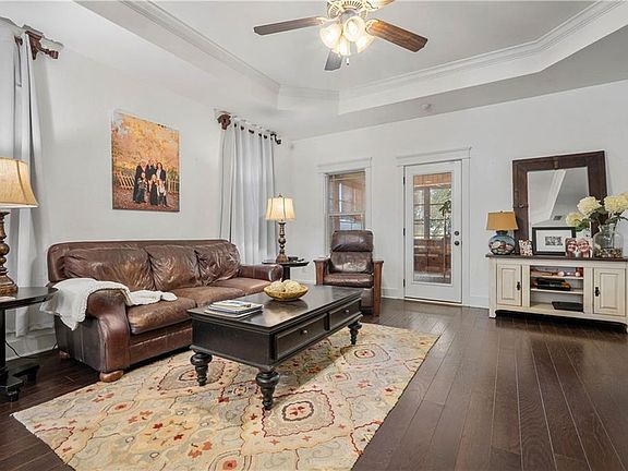 5th image of 26783 Augustine Dr