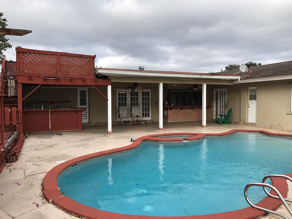 2nd image of 5920 SW 19th St