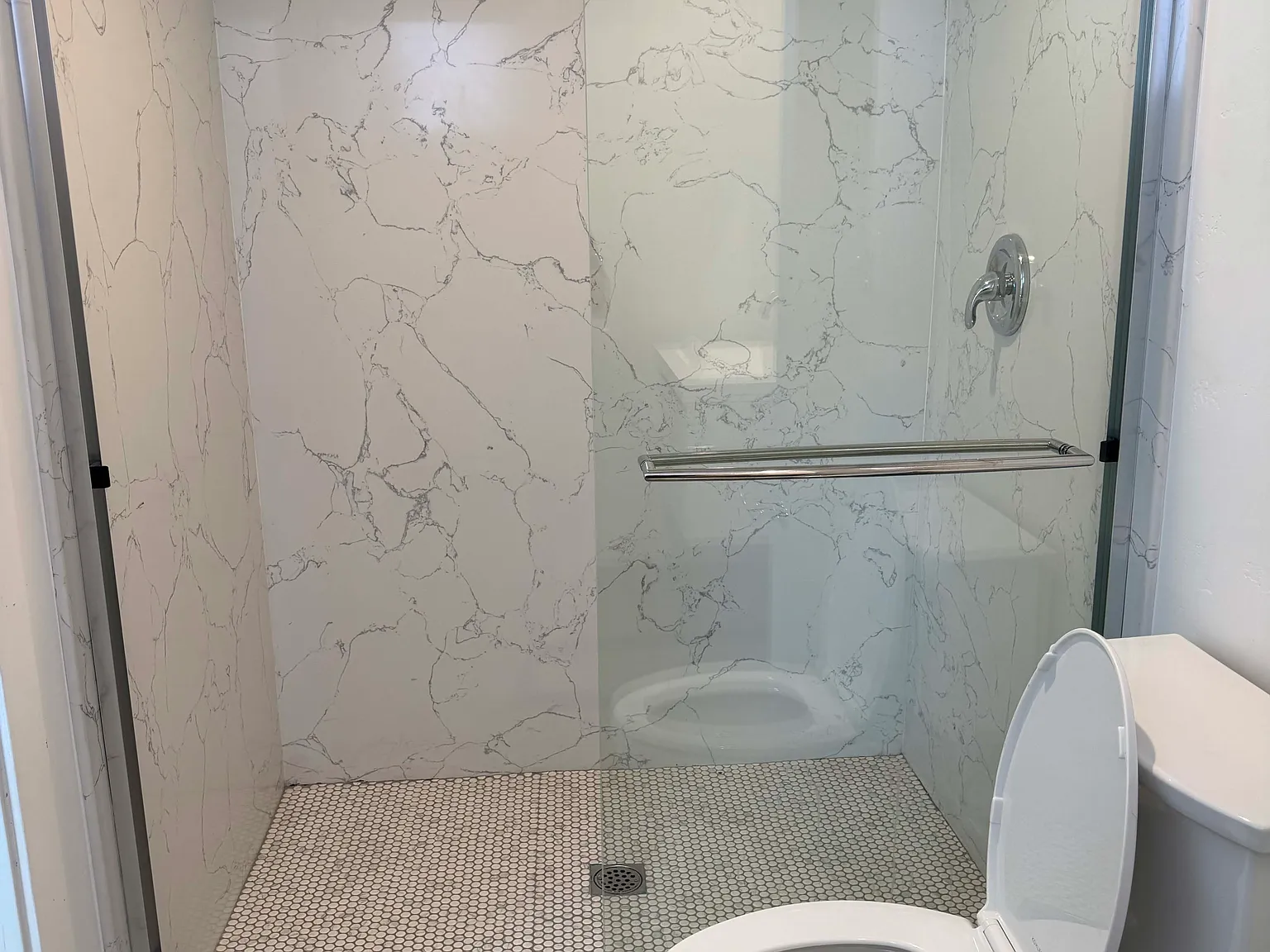 1 bed, 1.5 bath, $1,450 — Photo 3