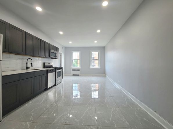 17 Dewitt Rd #30