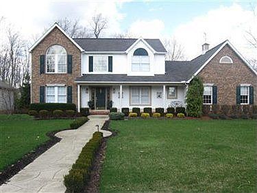 1st image of 764 Saddlebrook Dr