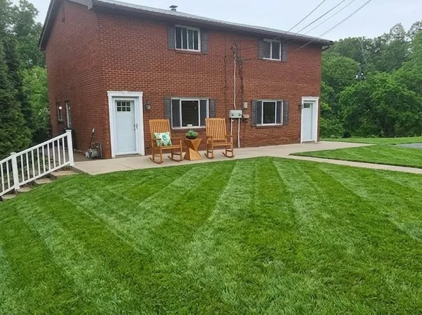 954 State Route 130, Trafford, PA 15085