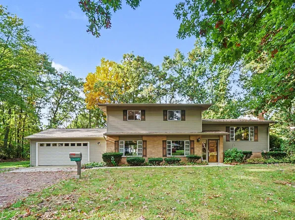 26137 Diana Dr, Sturgis, MI 49091