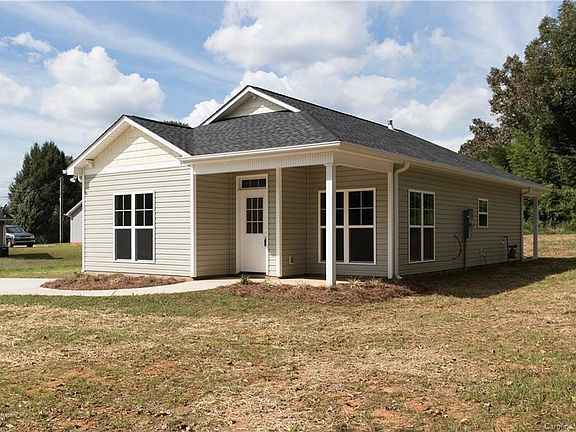 3rd image of 816 Georgia Ave #B