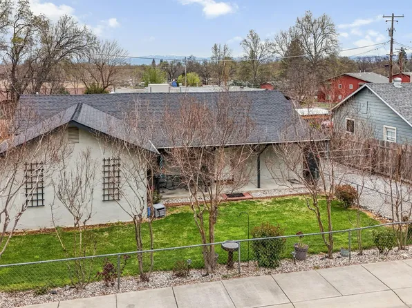 3241 Cory Ln, Anderson, CA 96007