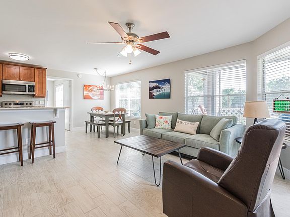 3rd image of 711 Sugar Bay Way Unit 215
