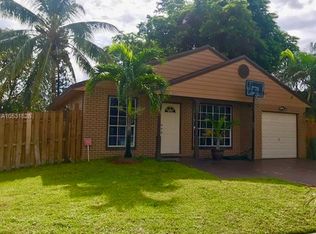 1401 SW 86th Ave, Hollywood, FL 33025