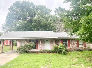 1019 Washington Ave, Crystal Springs, MS 39059