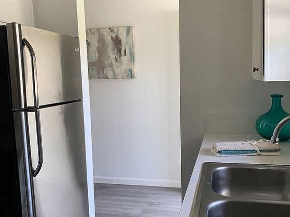 4th image of 11059 Fruitland Dr APT 01