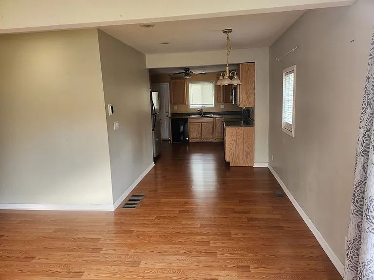 1324 W Central Ave — Photo 4