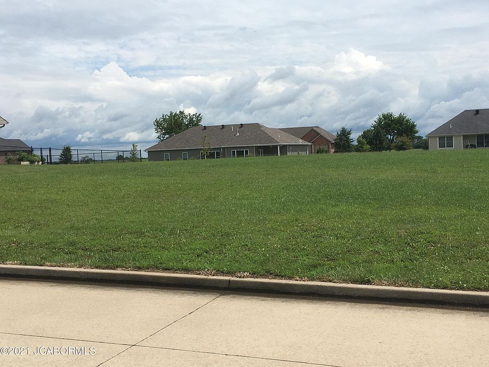 2nd image of 879 Country Meadows St