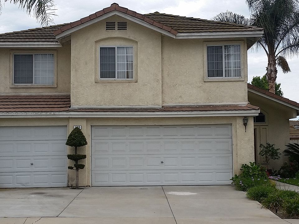 2nd image of 7710 Century Blvd