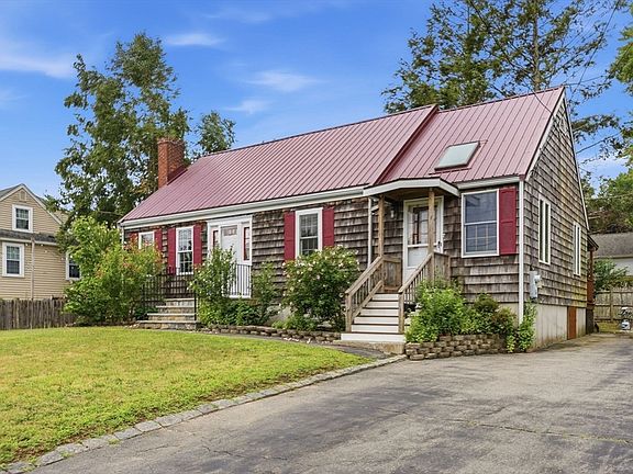 3rd image of 6 Devine Rd