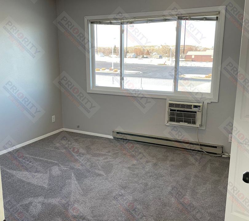 614 Vivian St 614 Vivian St Gillette WY Zillow