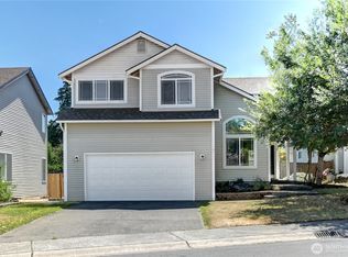 14413 Sandy Glen E, Puyallup, WA 98375
