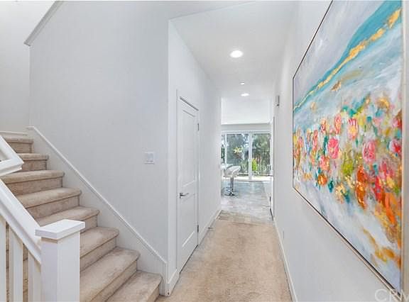 5th image of 14301 Hillcrest Dr #28
