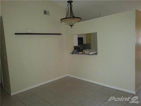 4th image of 601 Green River Ln