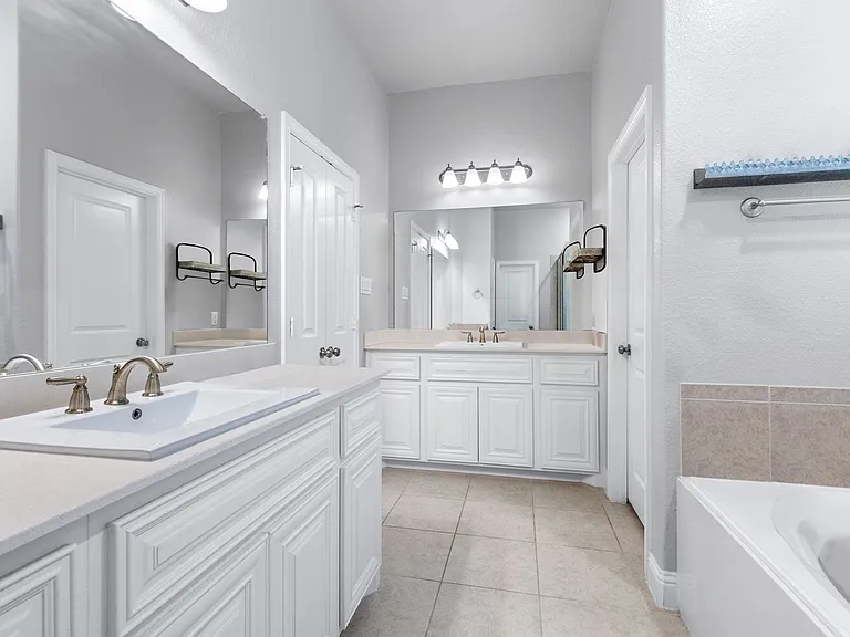 16613 Dry Creek Blvd — Photo 5