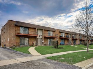 643 Carroll Pkwy #209, Glenwood, IL 60425